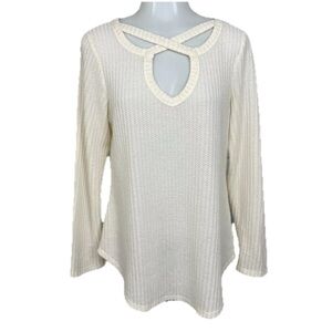 Maurices Top Medium Ivory Waffle Knit Long Sleeve T-Shirt Women's